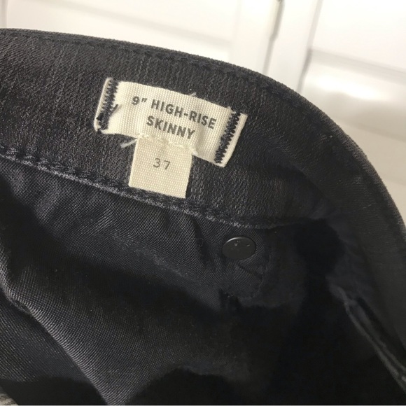 Madewell Plus Size 24W 37 High Rise Skinny Jeans in Black Sea Distressed - Picture 9 of 12